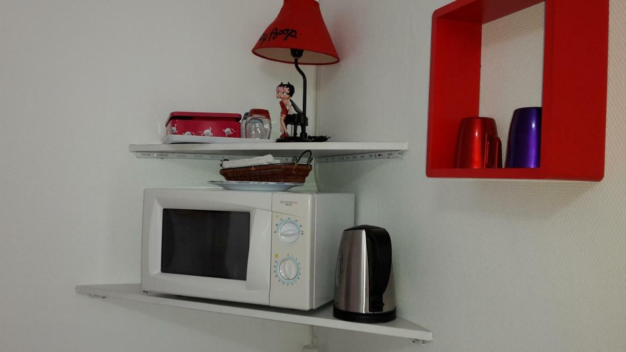 Chambre 1 Personne Et Studio 1 Personne Avec Entree Libre Et Salle De Bain Privee Коломье Экстерьер фото